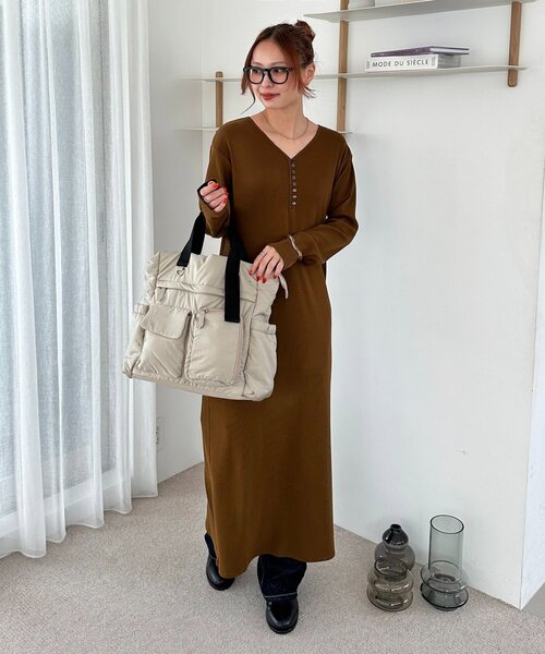 DISCOAT（ディスコート）の「ユーティリティパフィビッグトートバッグ（トートバッグ・レディース・ブラック/チャコールグレー/ベージュ・FREE）」の16枚目の写真