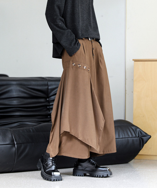 neos(ネオス)の「【neos】ルーズシルエット レイヤード ドレープ スカート ワイド スラックス(スラックス・メンズ・ブラック/ブラウン・MEDIUM/LARGE/X-LARGE)」の15枚目の写真