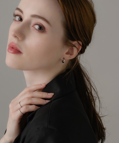 muku（ムク）の「EARRING/MINI HOOP（イヤリング・レディース・シルバー/ゴールド/シャンパン・FREE）」の18枚目の写真