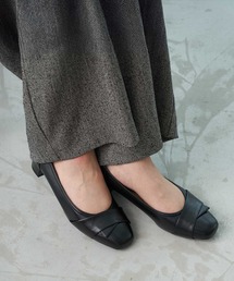ローヒールパンプス