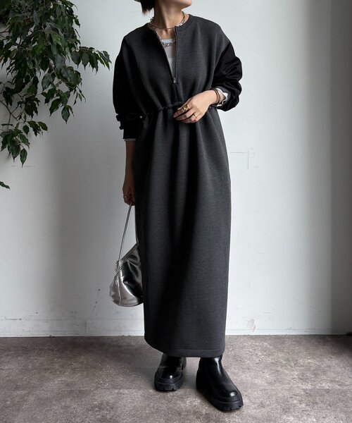 DouDou（ドゥドゥ）の「袖異素材切替ダンボールワンピース（ワンピース・レディース・ダークグレー/ブラック/ライトベージュ・FREE）」の2枚目の写真