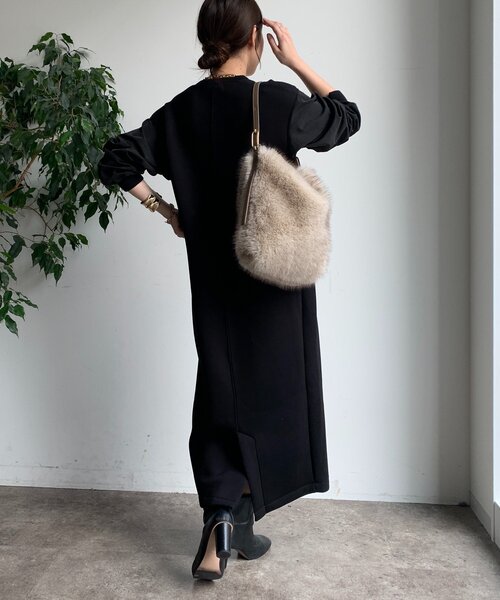 DouDou（ドゥドゥ）の「袖異素材切替ダンボールワンピース（ワンピース・レディース・ダークグレー/ブラック/ライトベージュ・FREE）」の7枚目の写真