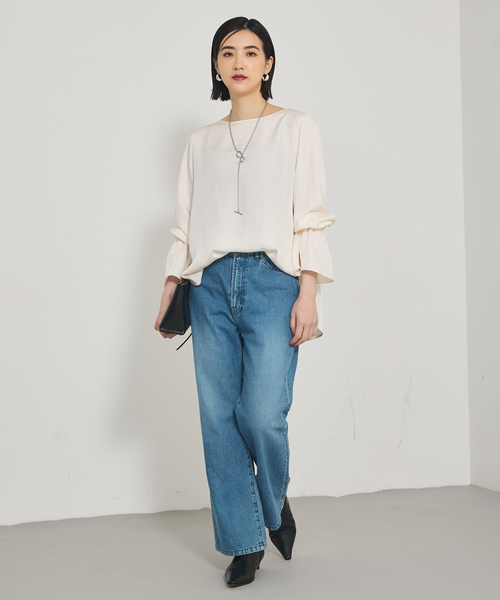 qualite（カリテ）の「ブライトツイルベルブラウス/秋服/冬服/オフィスカジュアル/レイヤード（シャツ/ブラウス・レディース・オフホワイト/ブラック・フリー）」の4枚目の写真