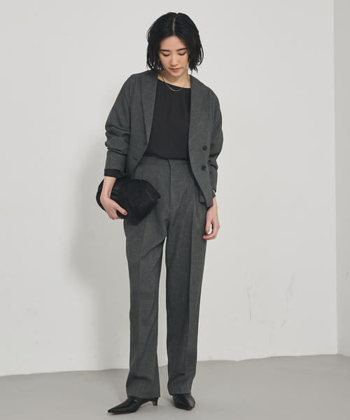 qualite（カリテ）の「ブライトツイルベルブラウス/秋服/冬服/オフィスカジュアル/レイヤード（シャツ/ブラウス・レディース・オフホワイト/ブラック・フリー）」の5枚目の写真