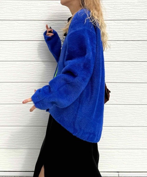 Q（キュー）の「シャギーVネックWフェイスカーデ（カーディガン/ボレロ・レディース・グレイッシュベージュ/ブルー・MEDIUM）」の18枚目の写真