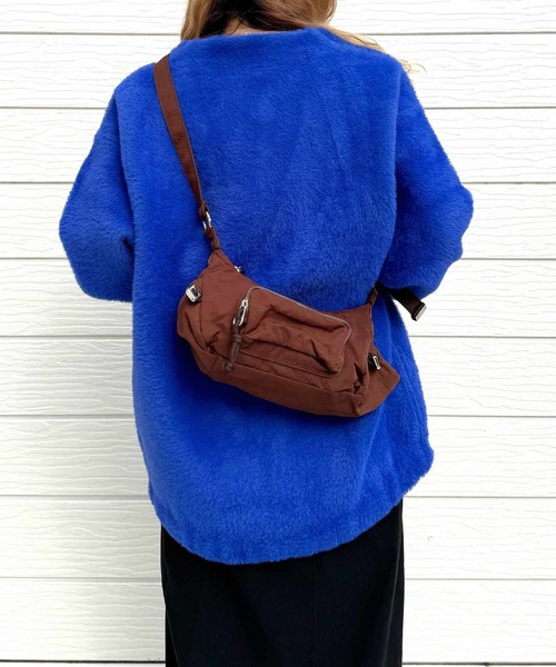 Q（キュー）の「シャギーVネックWフェイスカーデ（カーディガン/ボレロ・レディース・グレイッシュベージュ/ブルー・MEDIUM）」の19枚目の写真