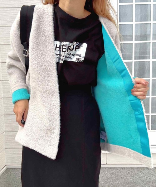 Q（キュー）の「シャギーVネックWフェイスカーデ（カーディガン/ボレロ・レディース・グレイッシュベージュ/ブルー・MEDIUM）」の21枚目の写真