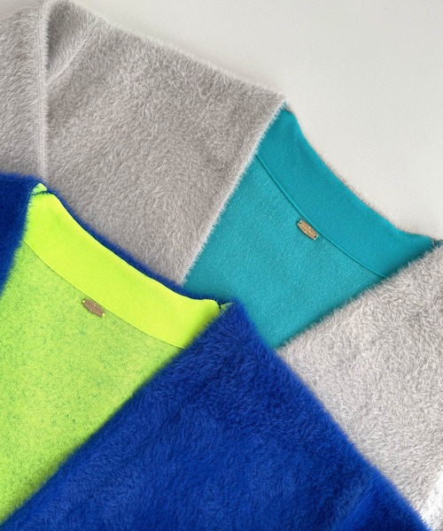 Q（キュー）の「シャギーVネックWフェイスカーデ（カーディガン/ボレロ・レディース・グレイッシュベージュ/ブルー・MEDIUM）」の9枚目の写真