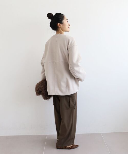 le.coeur blanc（ルクールブラン）の「ニットビーバーノーカラーミドルコート（ノーカラーコート・レディース・ダークグレー/モカ/グレイッシュベージュ・38）」の14枚目の写真