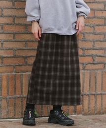 Back Slit Stretch Ombre Check Long Skirt / バックスリット ストレッチ オンブレチェックロングスカート