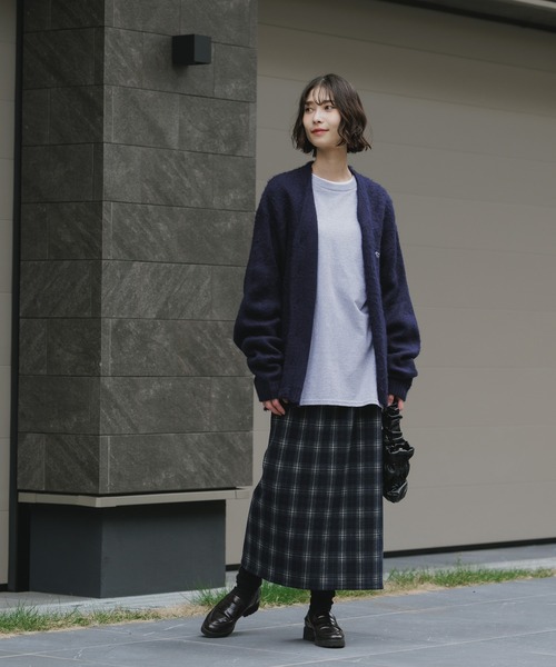 AO2（アオズ）の「Back Slit Stretch Ombre Check Long Skirt / バックスリット ストレッチ オンブレチェックロングスカート（スカート・レディース・ネイビー/ブラウン・FREE）」の14枚目の写真