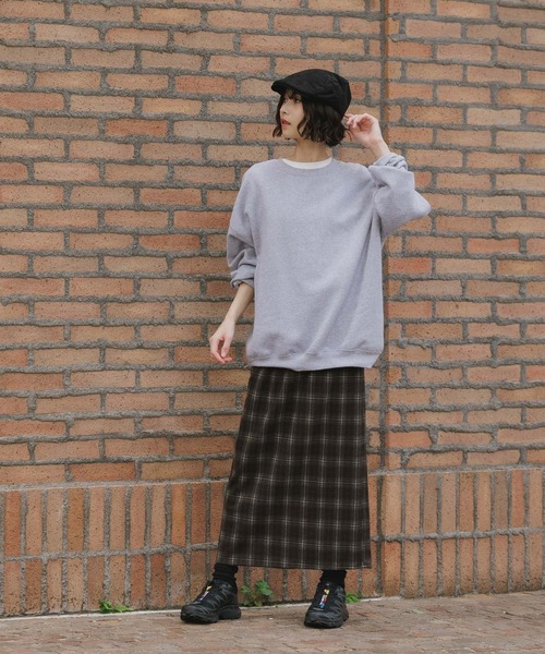 AO2（アオズ）の「Back Slit Stretch Ombre Check Long Skirt / バックスリット ストレッチ オンブレチェックロングスカート（スカート・レディース・ネイビー/ブラウン・FREE）」の8枚目の写真