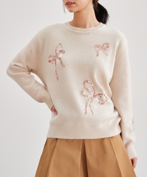 Lace Ladies(レースレディース)の「クルーネック リボン スパンコール ニット プルオーバー(ニット/セーター・レディース・アイボリー/グレー・FREE)」の8枚目の写真