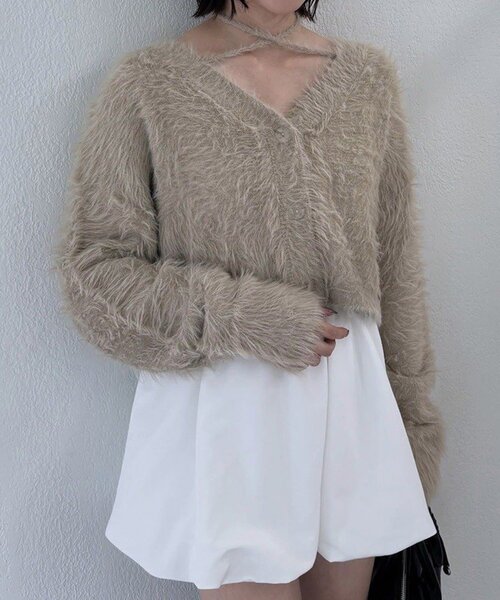 mline（エムライン）の「[mline]【新色BLK登場！】シャギーチョーカーカーディガン（カーディガン/ボレロ・レディース・グレー/アイボリー/ピンク/ブルー/ベージュ/ブラック・FREE）」の4枚目の写真