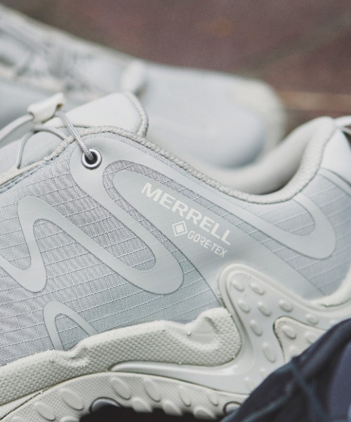 MERRELL(メレル)の「CHAMELEON REDUX STORM GORE-TEX 2007587(スニーカー・メンズ・ホワイト・4h/5/5h/6/6h/7/7h/8/8h/9/9h/10/11/12)」の2枚目の写真
