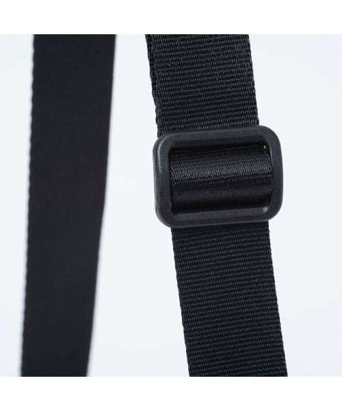 BEAMS DESIGN(ビームス デザイン)の「BEAMSDESIGN(ビームスデザイン)エラスティックメッシュ ショルダーバッグ(ショルダーバッグ・メンズ・ブラック/サンドベージュ/ネイビー・FREE)」の10枚目の写真