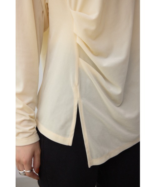 AZUL by moussy(アズールバイマウジー)の「ベロアアシメカットトップス(Tシャツ/カットソー・レディース・アイボリー/ダークブラウン/キャメル・FREE)」の14枚目の写真