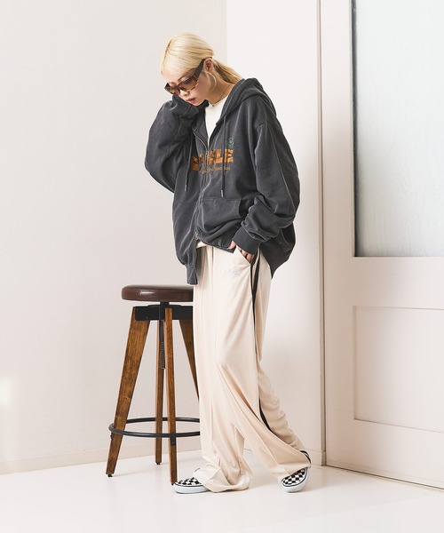 UNIIT（ユニット）の「【BRUDDA SHARK/ブラダシャーク】ベロア カーブライン パンツ（その他パンツ・メンズ・ブラック/アイボリー・MEDIUM/LARGE）」の4枚目の写真
