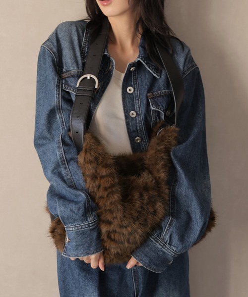 Ulysses（ユリシス）の「アニマル柄ファーショルダーバッグ（ショルダーバッグ・レディース・モカ/ピンクベージュ・F）」の6枚目の写真