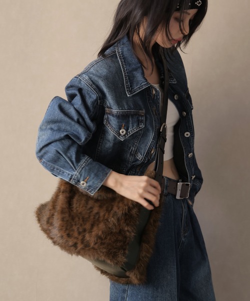 Ulysses（ユリシス）の「アニマル柄ファーショルダーバッグ（ショルダーバッグ・レディース・モカ/ピンクベージュ・F）」の8枚目の写真