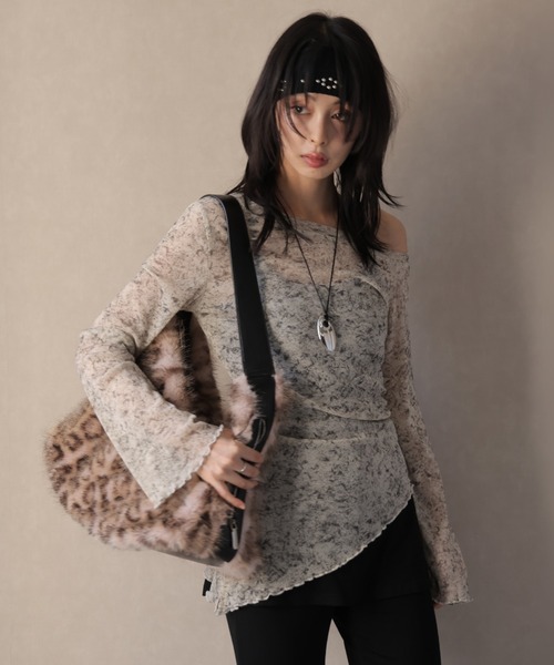 Ulysses（ユリシス）の「アニマル柄ファーショルダーバッグ（ショルダーバッグ・レディース・モカ/ピンクベージュ・F）」の22枚目の写真