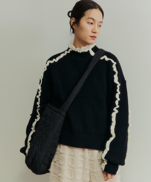 Libra Cue（リブラ キュー）の「ギャザーハンドルキルティングバッグ（ショルダーバッグ・レディース・アイボリー/ブラック・FREE）」の13枚目の写真