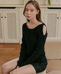 ソフィアカットアウトニット_ブラック / SOPHIA UNBALANCE CUT-OUT KNIT_BLACK