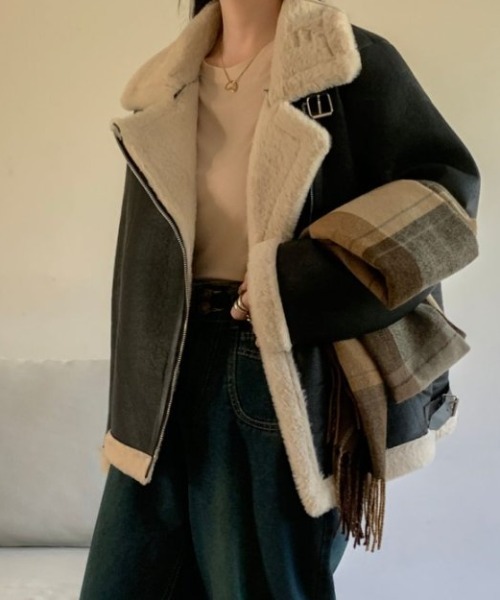 ABITOKYO（アビトーキョー）の「ボアドッキングフェイクレザーブルゾン（ブルゾン・レディース・アイボリー/ブラック/ブラック系その他/モカ・FREE）」の9枚目の写真