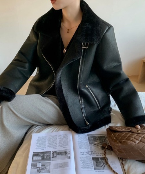 ABITOKYO（アビトーキョー）の「ボアドッキングフェイクレザーブルゾン（ブルゾン・レディース・アイボリー/ブラック/ブラック系その他/モカ・FREE）」の13枚目の写真