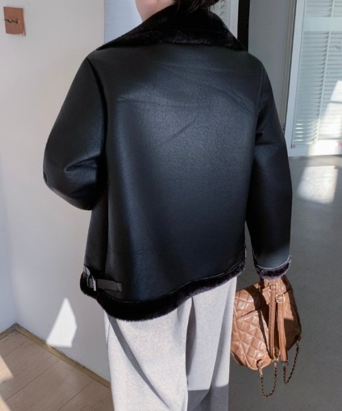 ABITOKYO（アビトーキョー）の「ボアドッキングフェイクレザーブルゾン（ブルゾン・レディース・アイボリー/ブラック/ブラック系その他/モカ・FREE）」の14枚目の写真