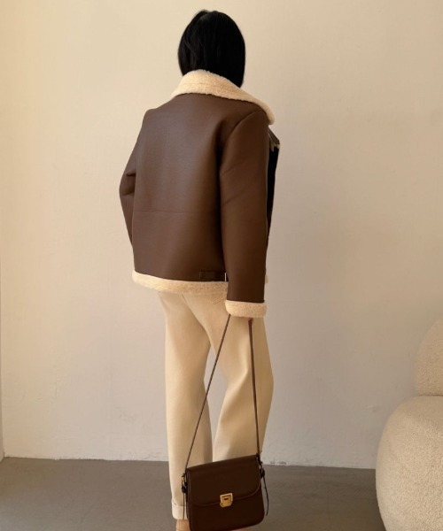 ABITOKYO（アビトーキョー）の「ボアドッキングフェイクレザーブルゾン（ブルゾン・レディース・アイボリー/ブラック/ブラック系その他/モカ・FREE）」の22枚目の写真