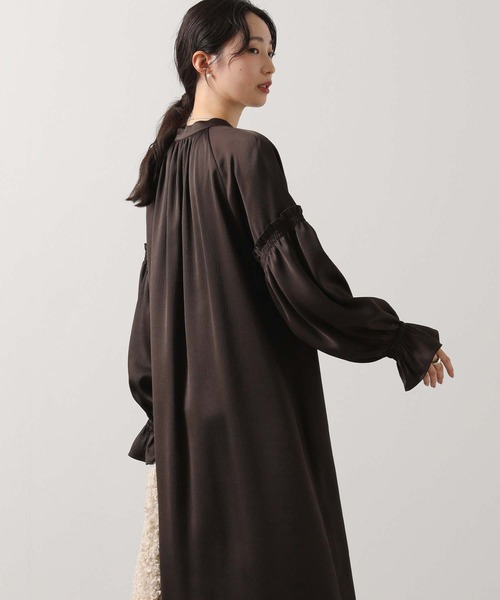 Gready Brilliant（グレディブリリアン）の「ハンマーサテンパフ袖ワンピース（ワンピース・レディース・ブラウン・38）」の10枚目の写真