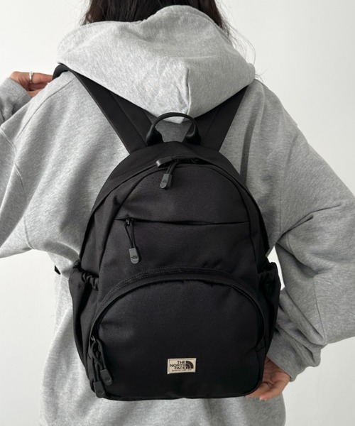 THE NORTH FACE(ザノースフェイス)の「THE NORTH FACE(ザ・ノースフェイス)/軽量 デイリー ミニ バックパック リュック/STANDARD BACKPACK S(バックパック/リュック・レディース・ブラック/ブラウン/レッド・FREE)」の13枚目の写真