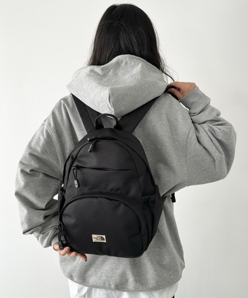 THE NORTH FACE(ザノースフェイス)の「THE NORTH FACE(ザ・ノースフェイス)/軽量 デイリー ミニ バックパック リュック/STANDARD BACKPACK S(バックパック/リュック・レディース・ブラック/ブラウン/レッド・FREE)」の15枚目の写真