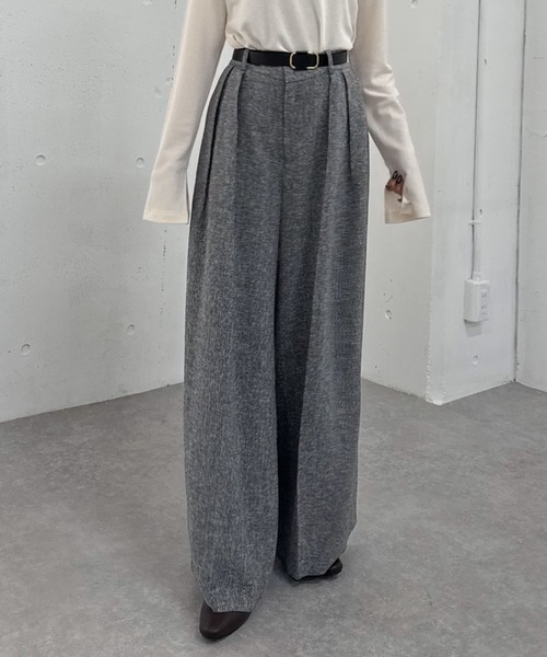 archives（アルシーヴ）の「ベルト付ウールタックワイドスラックス（スラックス・レディース・ベージュ/グレー/チャコールグレー・MEDIUM）」の3枚目の写真
