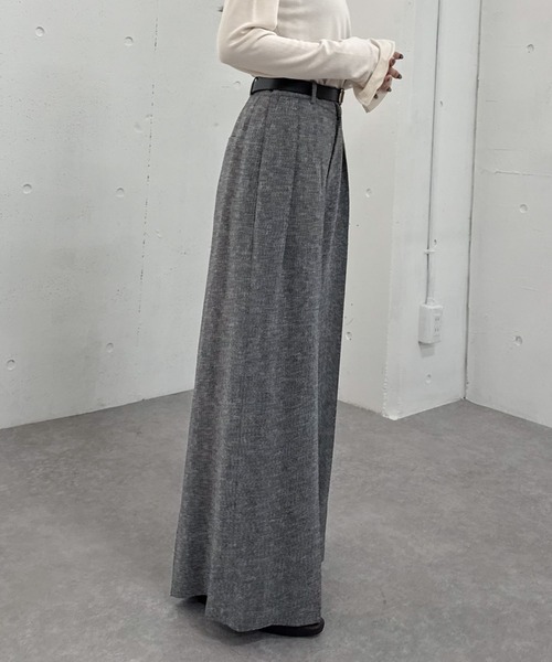 archives（アルシーヴ）の「ベルト付ウールタックワイドスラックス（スラックス・レディース・ベージュ/グレー/チャコールグレー・MEDIUM）」の16枚目の写真