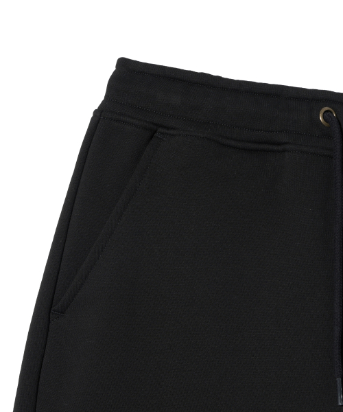 YALE(イェール)の「スモールツートンアーチスウェットショーツブラック(その他パンツ・レディース・その他・MEDIUM/SMALL/X-LARGE/X-SMALL/LARGE)」の4枚目の写真