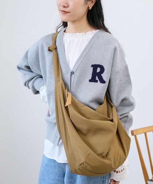 le.coeur blanc（ルクールブラン）の「《WEB限定アイテム》ナイロンショルダーバッグ（ショルダーバッグ・レディース・カーキオリーブ/ブラック/オフホワイト・FREE）」の3枚目の写真