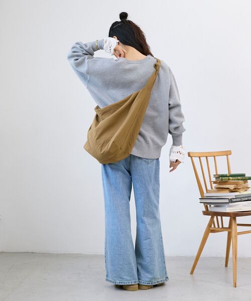 le.coeur blanc（ルクールブラン）の「《WEB限定アイテム》ナイロンショルダーバッグ（ショルダーバッグ・レディース・カーキオリーブ/ブラック/オフホワイト・FREE）」の6枚目の写真