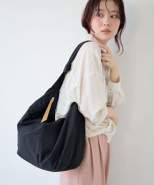 le.coeur blanc（ルクールブラン）の「《WEB限定アイテム》ナイロンショルダーバッグ（ショルダーバッグ・レディース・カーキオリーブ/ブラック/オフホワイト・FREE）」の22枚目の写真