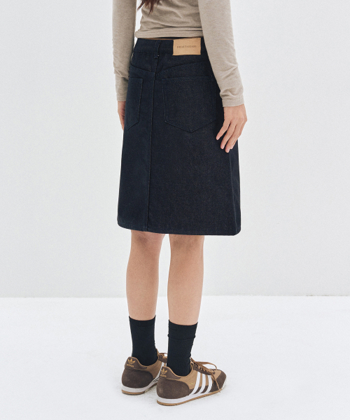 DECET WOMEN(デケット ウーマン)の「Signature Midi Skirt DCSK002CPINDIGO(スカート・レディース・その他・X-SMALL/SMALL/MEDIUM)」の4枚目の写真