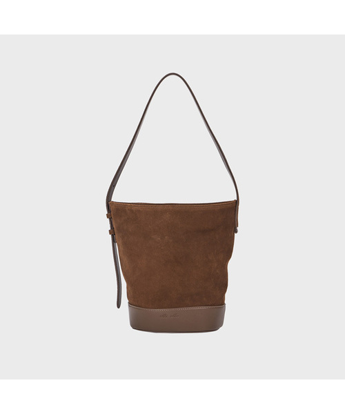 ALKI ALKA(アルキアルカ)の「Combo Bucket Bag (Brown)(ショルダーバッグ・レディース・ダークブラウン・FREE)」の1枚目の写真