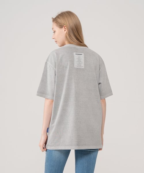 ICONOGRAPHY（アイコノグラフィー）の「PIGMENT LABEL TAGLINE SVGR（Tシャツ/カットソー・レディース・シルバー・MEDIUM/LARGE）」の5枚目の写真