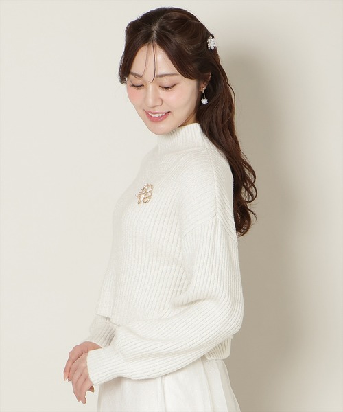 WILLSELECTION（ウィルセレクション）の「ブローチ付きクロップドラメニット（ニット/セーター・レディース・ピンク/オフホワイト/ブラック/サックスブルー/ミント・FREE）」の9枚目の写真