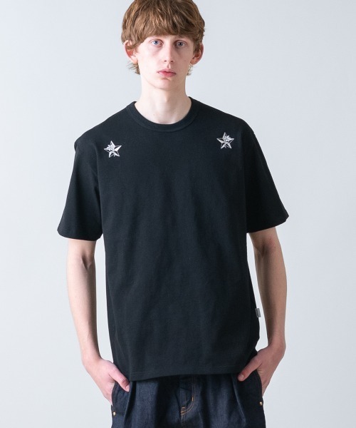 rehacer(レアセル)の「rehacer : Two Star Lily CS / トゥー スター リリー カットソー(Tシャツ/カットソー・メンズ・ブラック/ホワイト・SMALL/X-LARGE/LARGE/MEDIUM)」の16枚目の写真