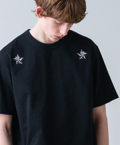 rehacer(レアセル)の「rehacer : Two Star Lily CS / トゥー スター リリー カットソー(Tシャツ/カットソー・メンズ・ブラック/ホワイト・SMALL/X-LARGE/LARGE/MEDIUM)」の12枚目の写真