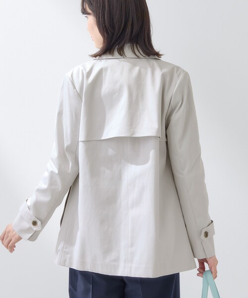 INDIVI（インディヴィ）の「【花粉付着防止／撥水／UVケア】名品トレンチコート（トレンチコート・レディース・ネイビー/ライトベージュ/ライトグレー系5/ライトグレー系3・38/36/15 /40/13/05/19）」の7枚目の写真