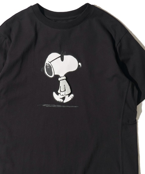 1PIU1UGUALE3 RELAX (ウノピゥウノウグァーレトレ リラックス)の「【1PIU1UGUALE3 RELAX × PEANUTS】ラインストーンクルーネックTシャツ / UST-26055(Tシャツ/カットソー・メンズ・ホワイト/ブラック・MEDIUM/X-LARGE/LARGE)」の2枚目の写真