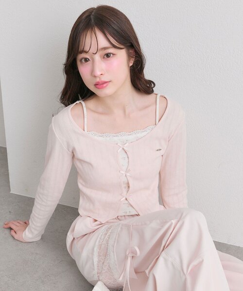 OLIVE des OLIVE（オリーブデオリーブ）の「映えリボントップス（Tシャツ/カットソー・レディース・ブラック/ピンク/サックスブルー/イエロー・FREE）」の4枚目の写真