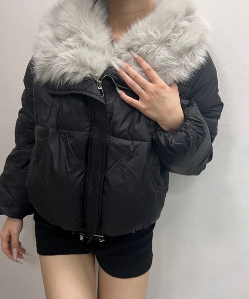Nu(ニュー)の「【Nu】ファー付きダウンジャケット(ダウンジャケット/コート・レディース・ブラック・MEDIUM)」の3枚目の写真